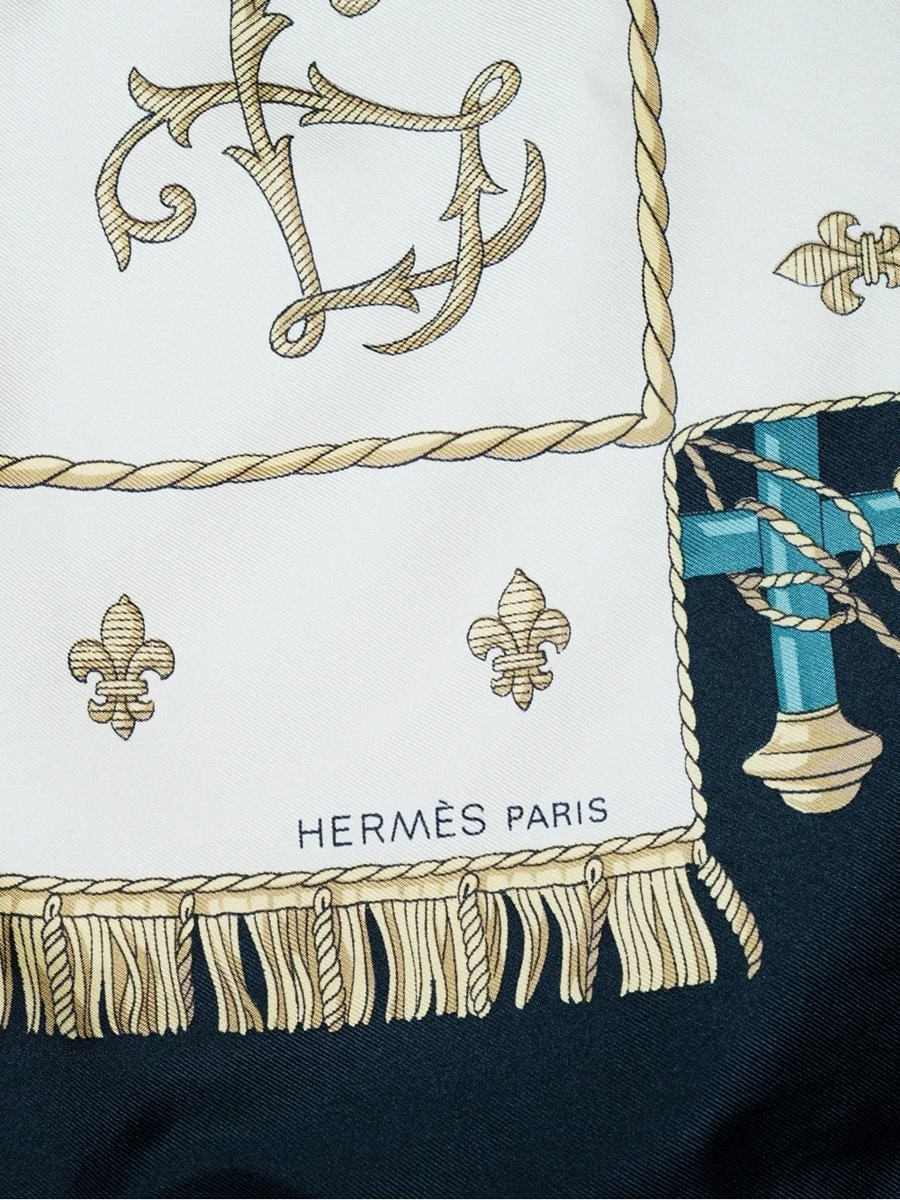 Hermès Vue du Carrosse de la Galère Silk Twill 90cm w/ box